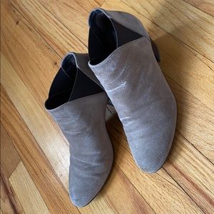 Aquatalia taupe booties